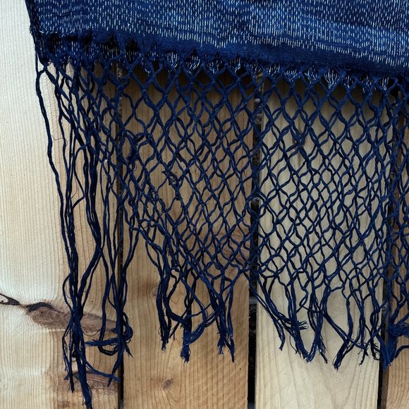 Long handwoven ikat & indigo scarf - very classy excellent condition, versatile! - Picture 3 of 11